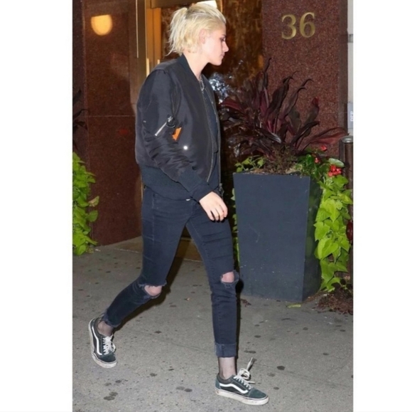 MOTHER The Looker Ankle Fray Black Distressed Denim Skinny Jeans Size 27 - Picture 2 of 15